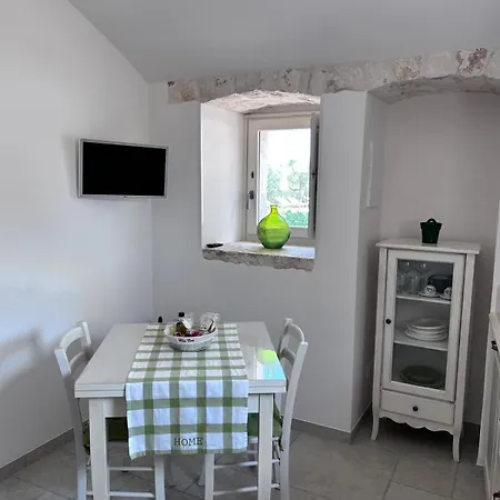 Holiday home Domus Petri 1908 *