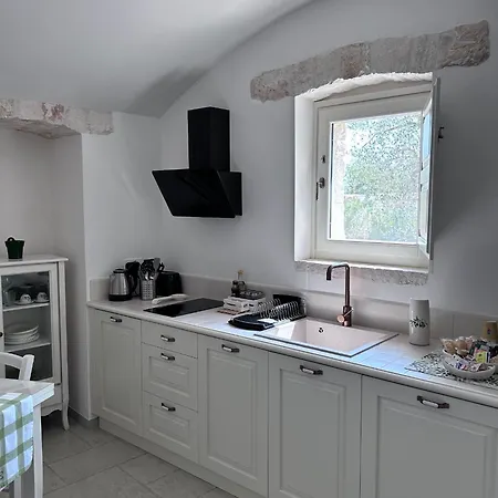 Domus Petri 1908 * Чистернино